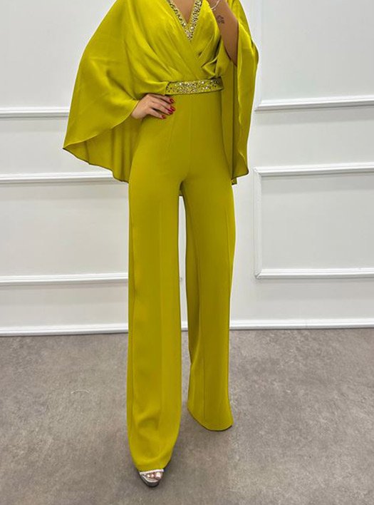 SARI KRUVAZE YAKA PELERİNLİ TAŞLI TULUM